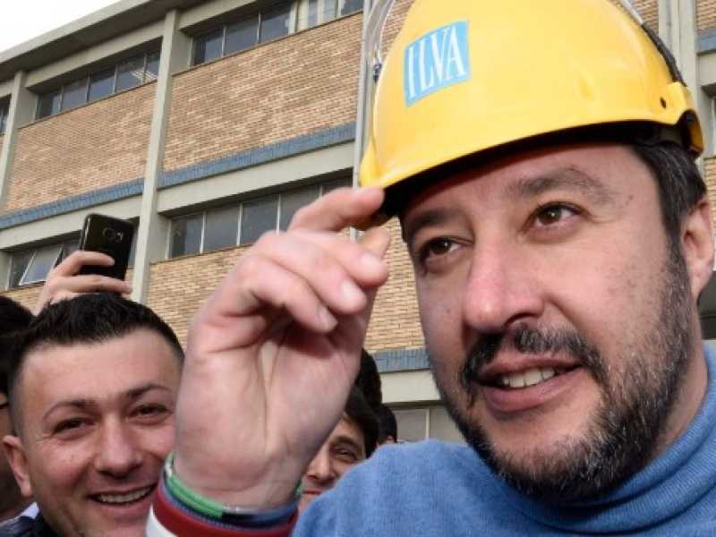Matteo Salvini all'Ilva di Novi Ligure (LaPresse)