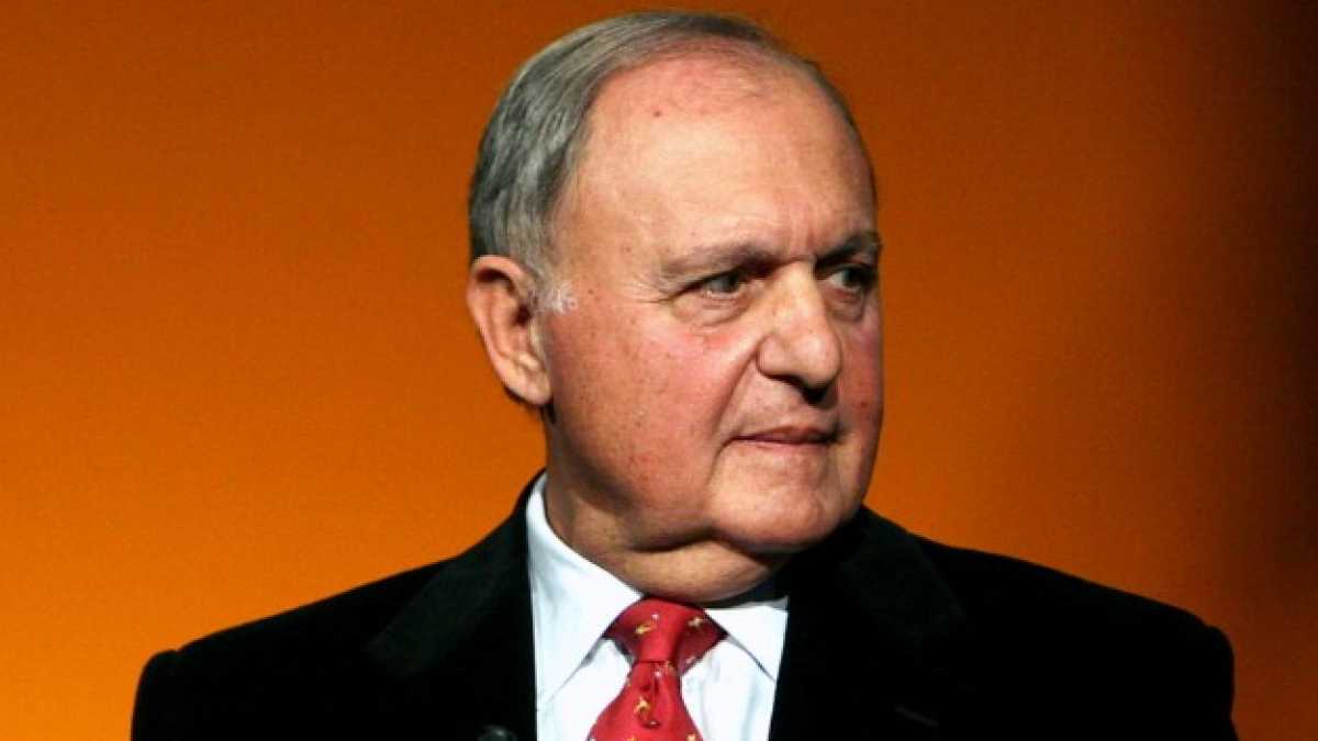 Immagine di Uscire dall'euro ma anche no. Ecco cosa pensa il ministro dell'Economia (in pectore) del governo gialloverde