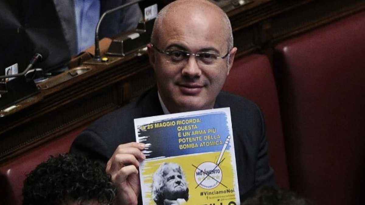 Immagine di Chi è Federico D’Incà, il grillino moderato