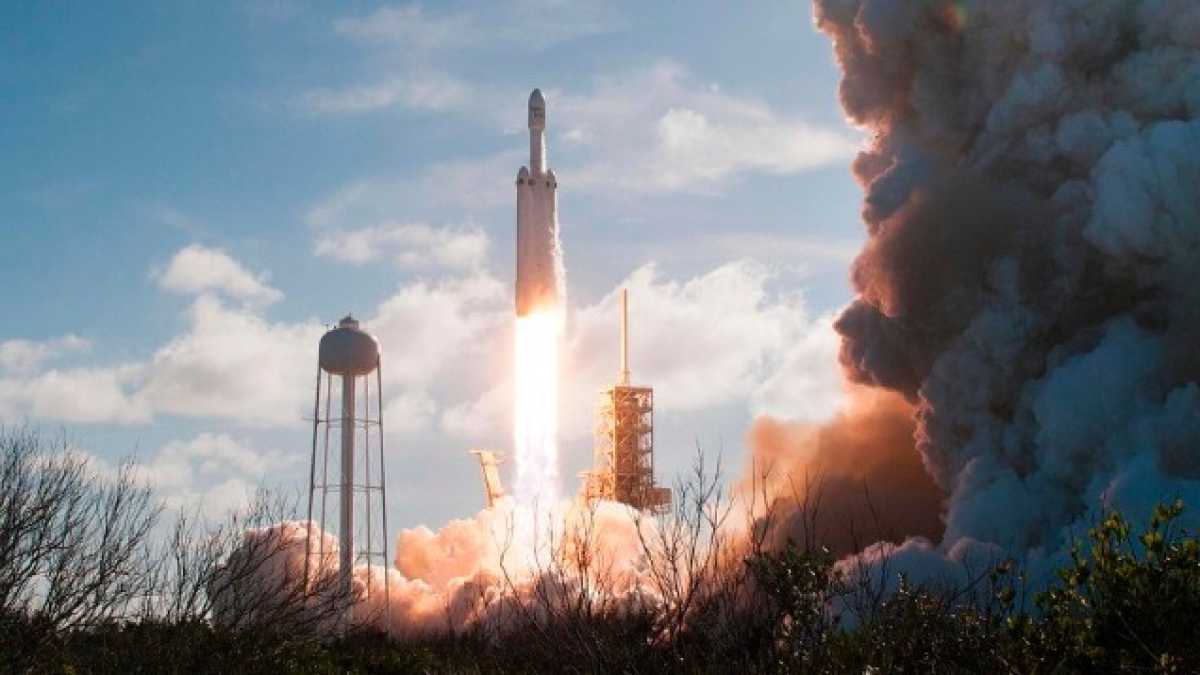 Immagine di SpaceX è come Uber