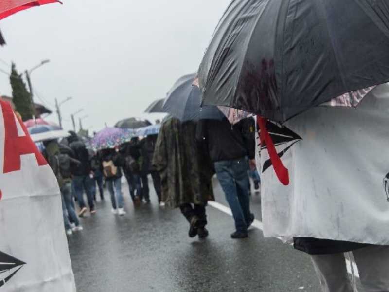 Un gruppo di manifestanti "No Tav" (foto LaPresse)