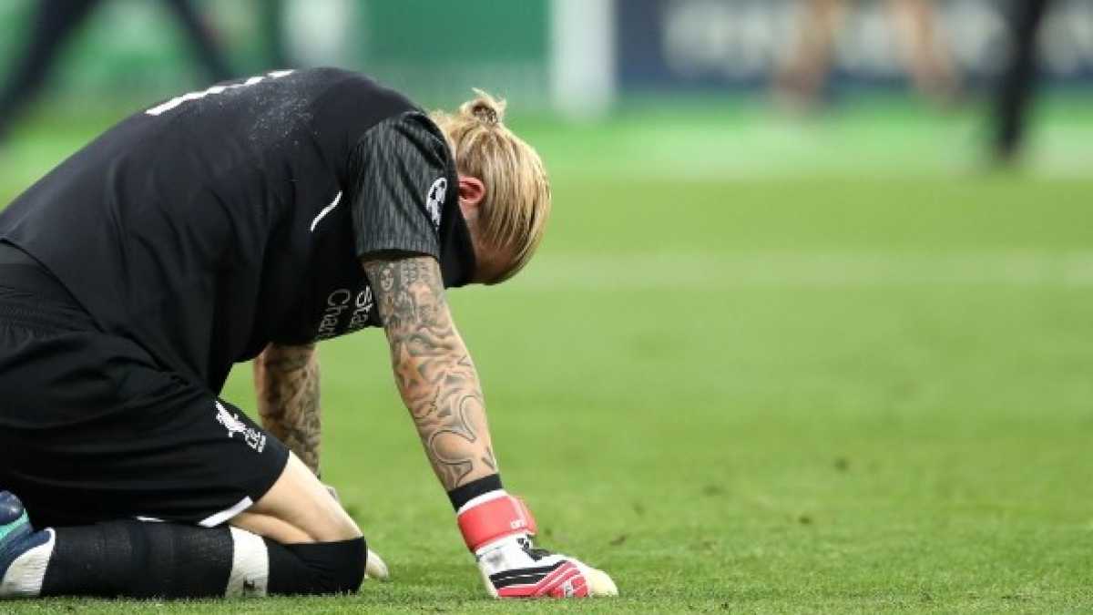 Immagine di Meglio cantare con Klopp che piangere con Karius. Viva il calcio da motherfucker