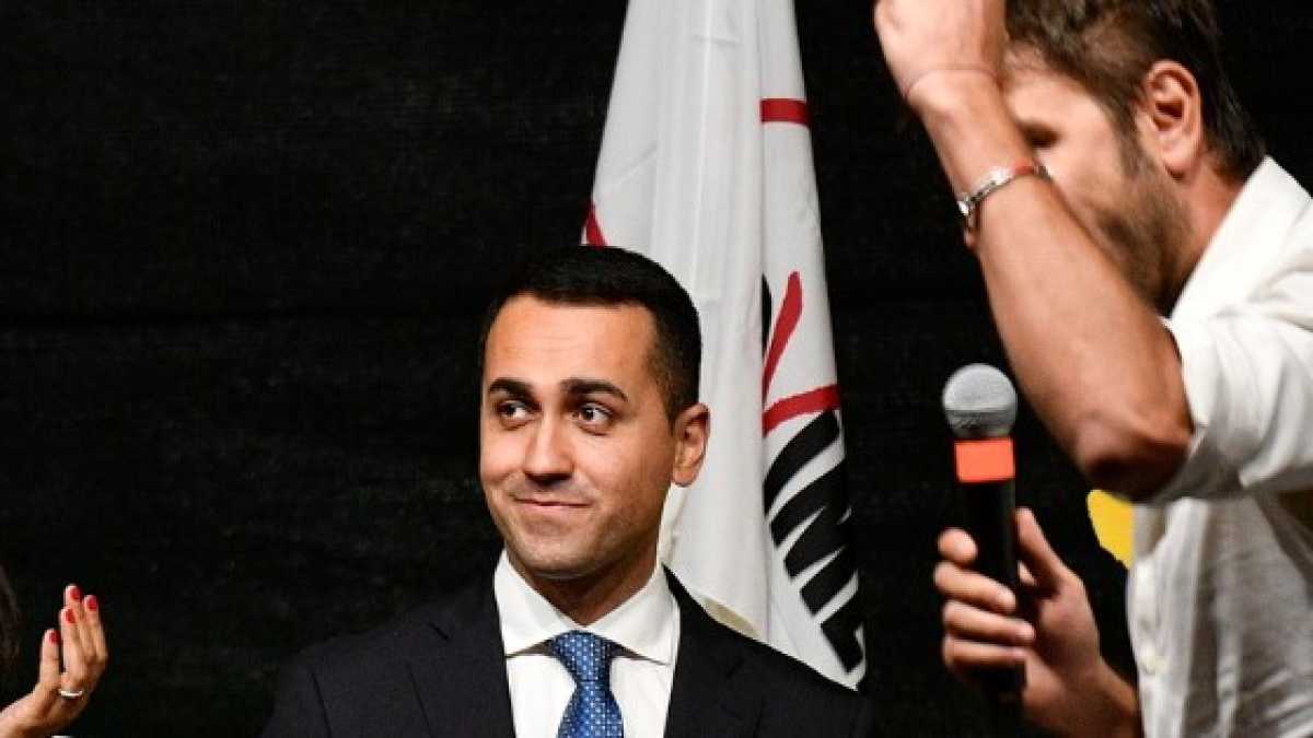 Immagine di Nel M5s c’è chi vuole appoggiare Cottarelli