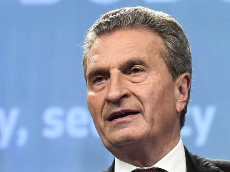 Gunther Oettinger (foto LaPresse)