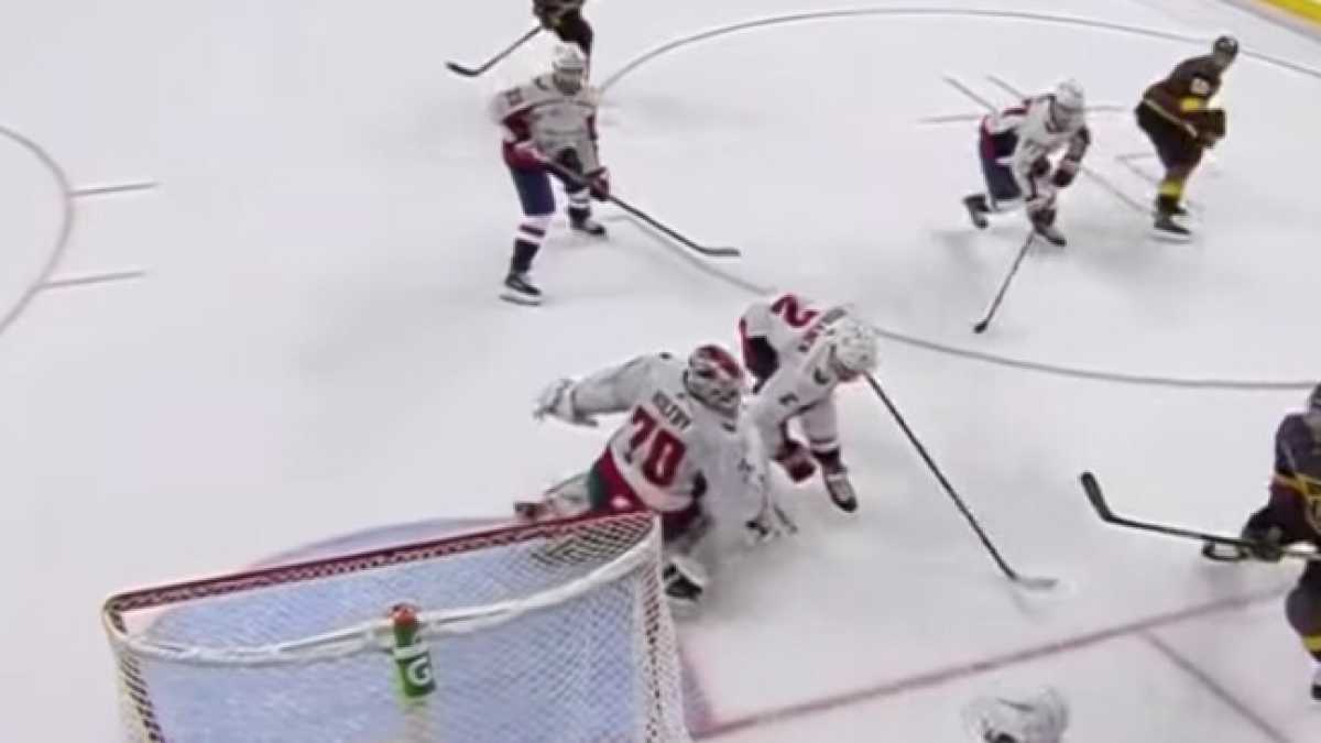 Immagine di Giocare a hockey a Las Vegas: la città fake fa il tifo per diventare vera