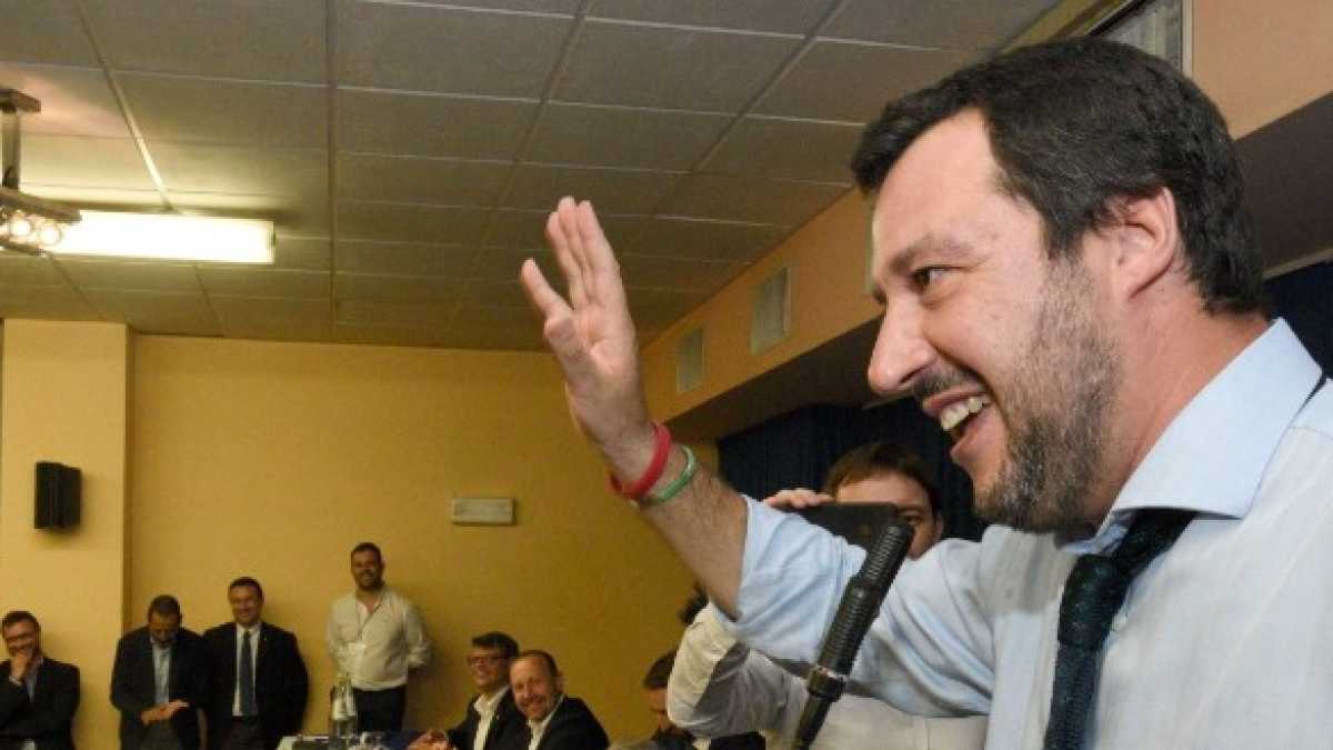 Immagine di I martiri della coglionaggine che credevano all’impeachment