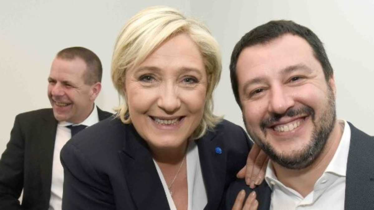 Immagine di Le Pen si congratula con Salvini: "Vittoria contro l'Ue"L'Europa alle prese con il governo Lega-M5s