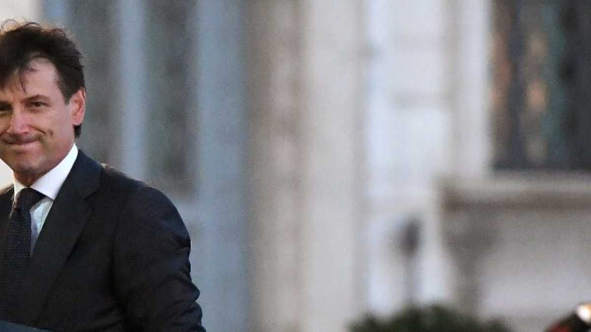 Immagine di Il governo Conte alla prova del contratto