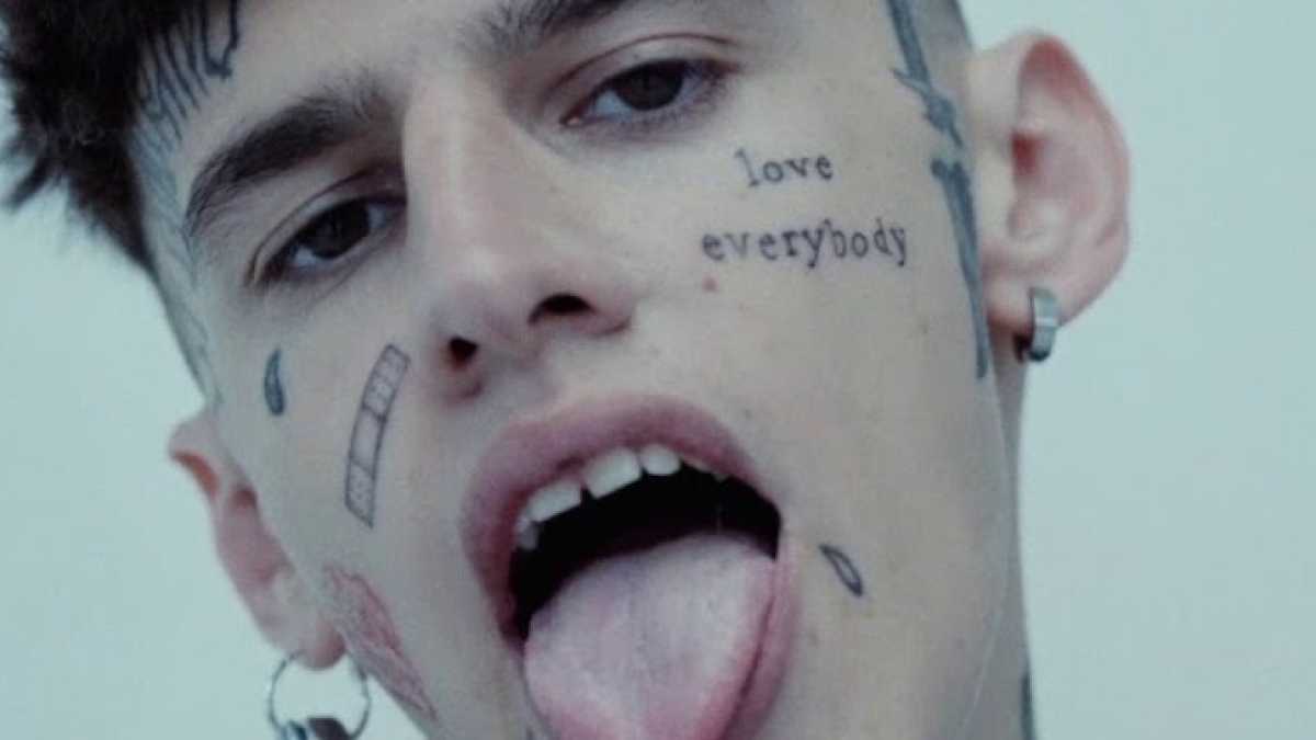 Immagine di A forza di giustificare i cialtroni siamo arrivati a definire artista Young Signorino