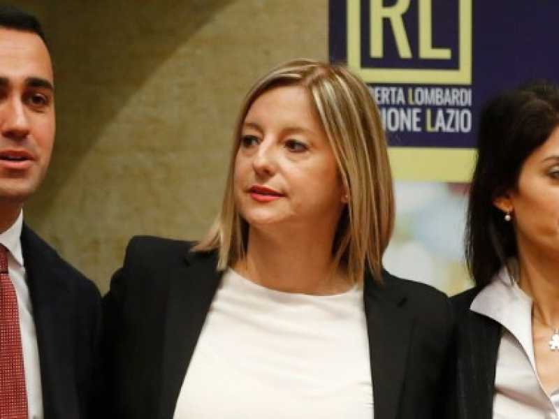 Luigi Di Maio, Roberta Lombardi e Virginia Raggi (foto LaPresse)
