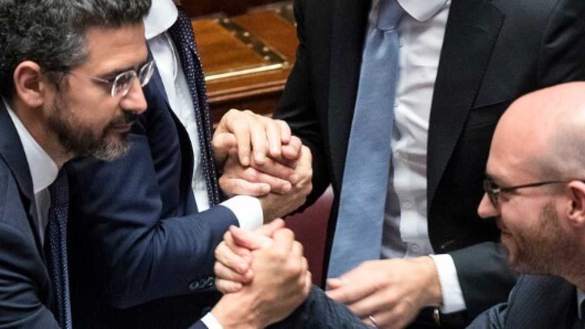 Immagine di Per Fraccaro “la democrazia diretta porterà l’Italia tra i paesi più avanzati”