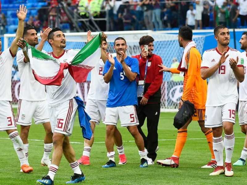 L'Iran festeggia la vittoria contro il Marocco (foto LaPresse)