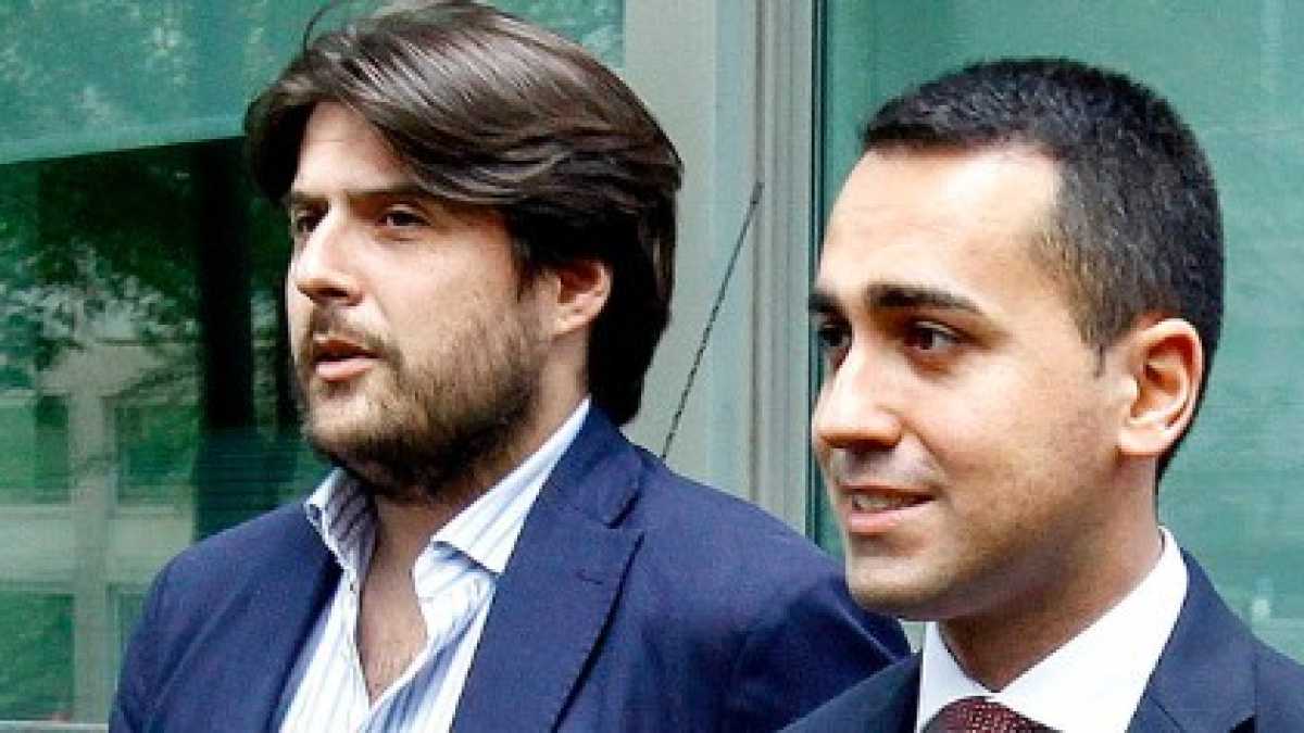 Immagine di Buffagni, Castelli & Co. L’idillio mancato tra i fedelissimi di Di Maio