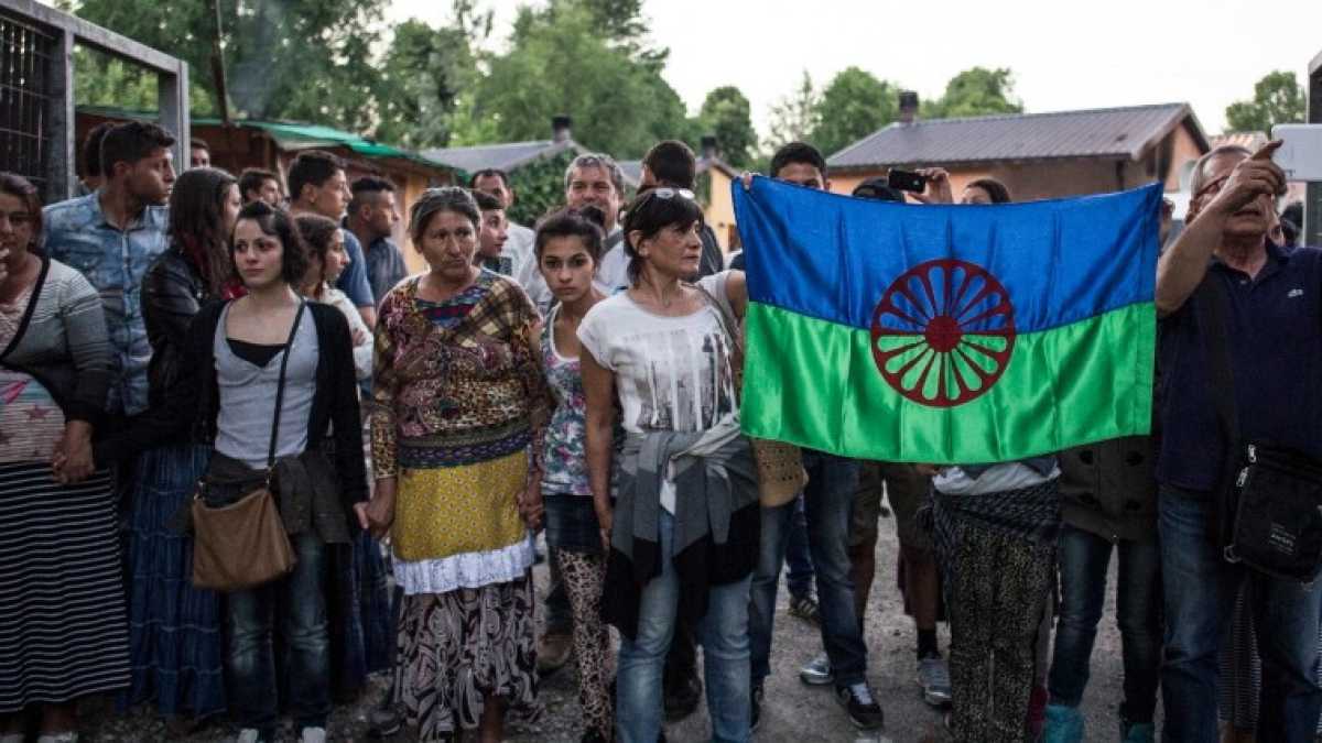 Immagine di Salvini chiede un censimento che non si può fare. Ma quanti sono i rom in Italia?