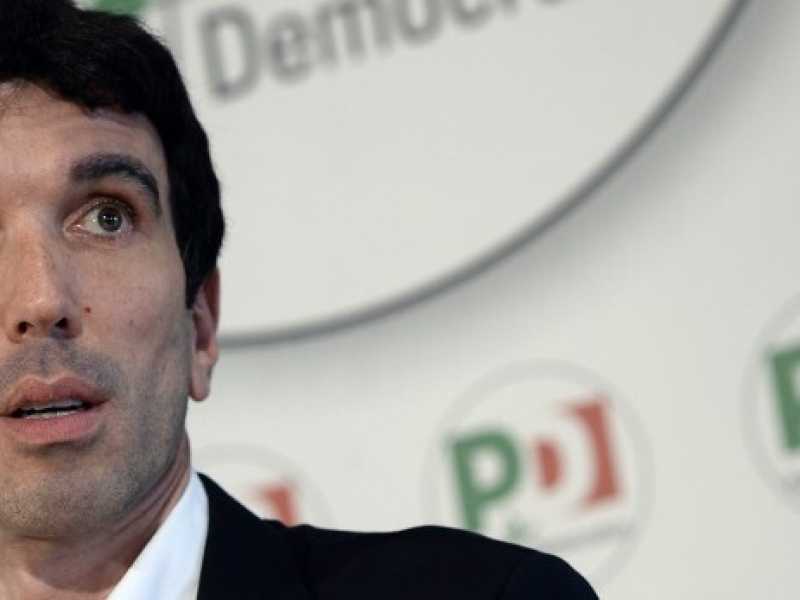 Il segretario reggente del Pd, Maurizio Martina (foto LaPresse)