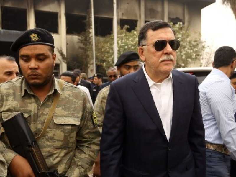 Libia, Fayez al-Sarraj parla con i giornalisti a Tripoli (foto LaPresse)