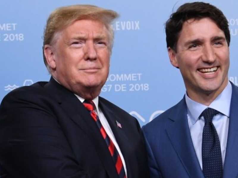 Donald Trump e Justin Trudeau durante l'ultimo G7, in Canada. Foto LaPresse