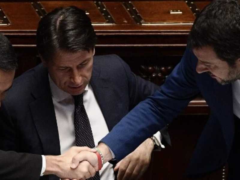 Giuseppe Conte, Luigi Di Maio e Matteo Salvini (foto LaPresse)