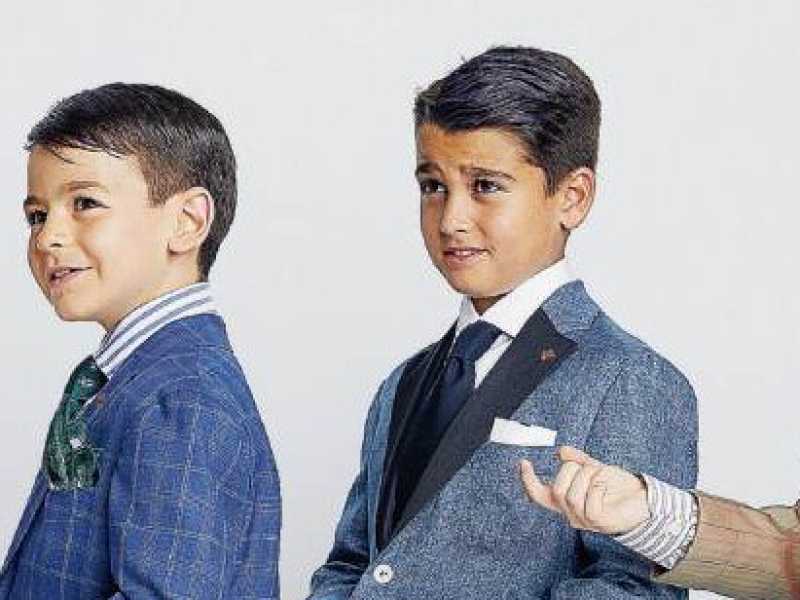 &ldquo;I bambini si divertono a vestirsi come il babbo&rdquo;, dice Gianluca Isaia. Nella foto, parte della sua collezione per preadolescenti (volendo, anche su misura)