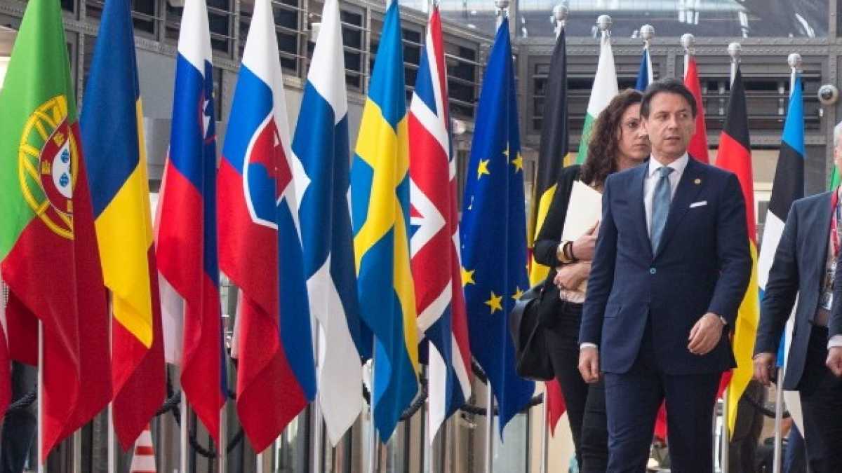 Immagine di Ma quale svolta, sui migranti vince la linea di Orban e Macron