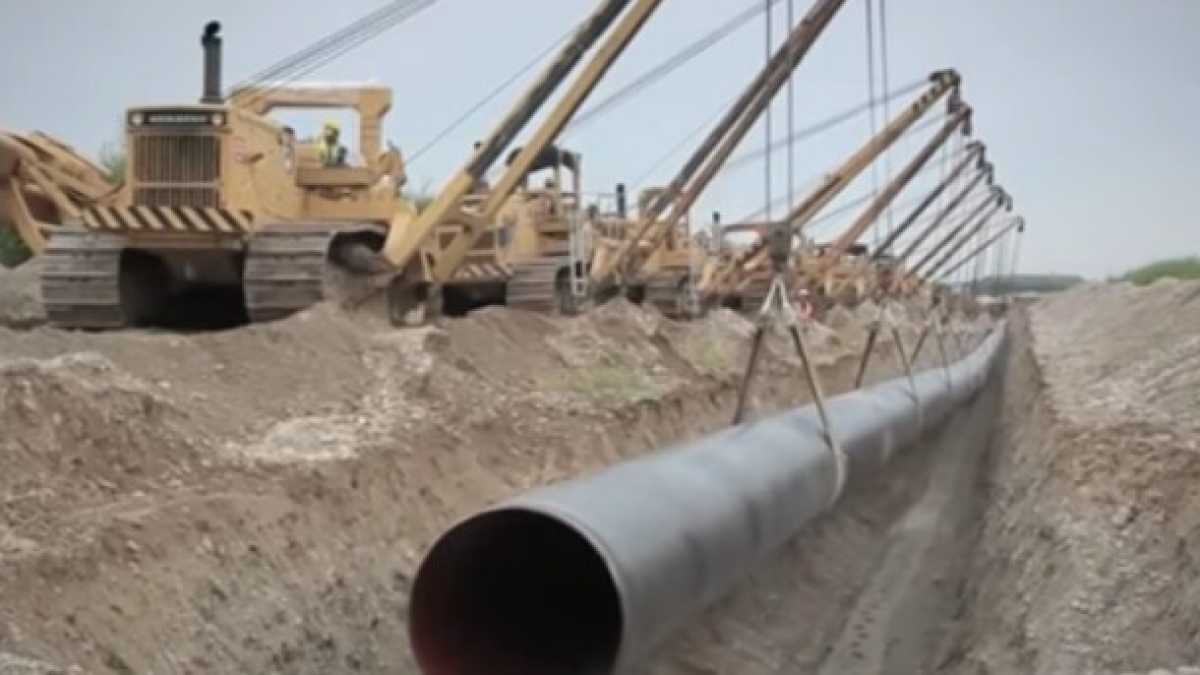 Immagine di Di Maio dà il via libera al gasdotto abruzzese odiato dal M5s