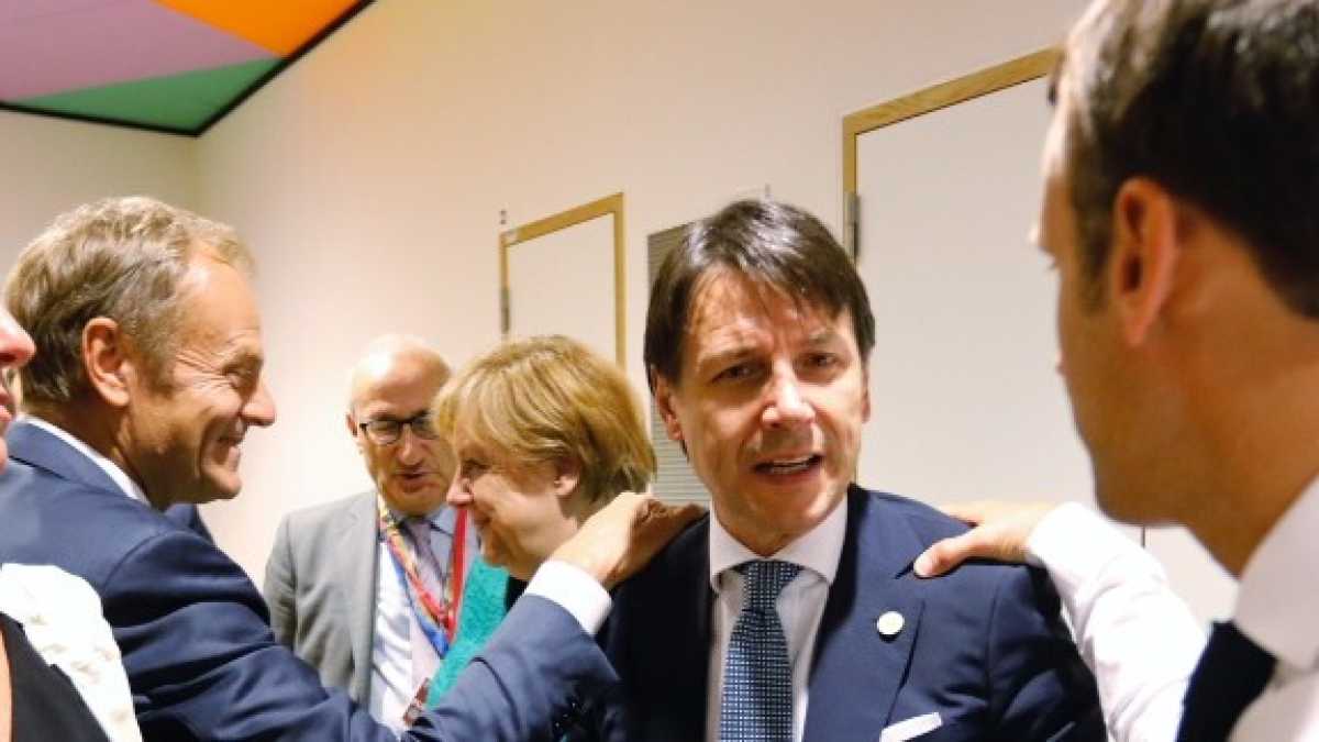Immagine di Vittoria di Conte sui migranti? La stampa estera non dice quello che il M5s vuole farle dire