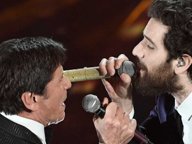 Gianni Moranti e Tommaso Paradiso (foto LaPresse)
