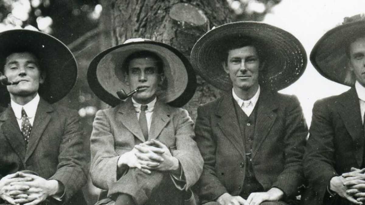 Immagine di Il bislacco col cappello