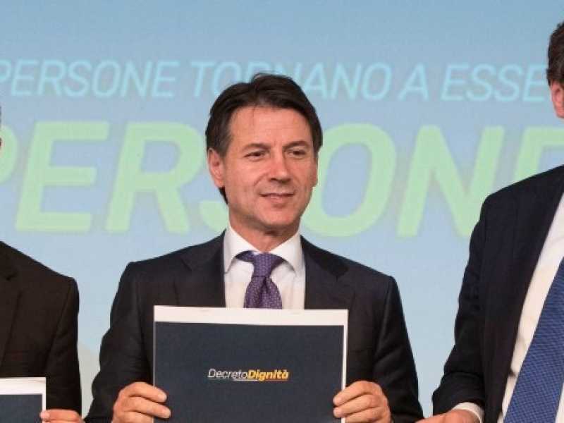 Luigi Di Maio, Giuseppe Conte e Giancarlo Giorgetti (foto LaPresse)