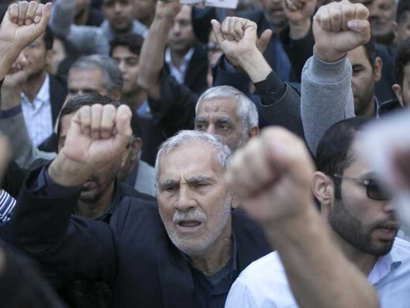 Il 3 novembre 2016, proteste a Teheran (foto LaPresse)