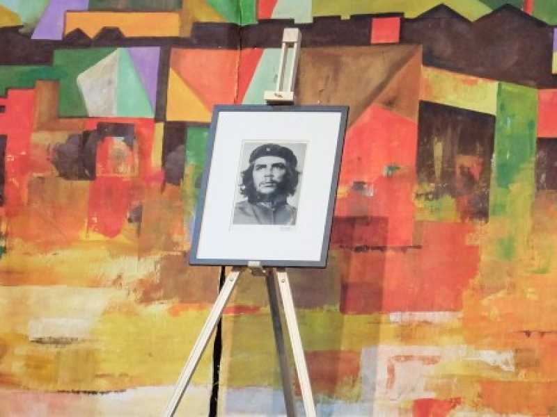 Una mostra su Che Guevara alla Fondazione Feltrinelli (foto LaPresse)