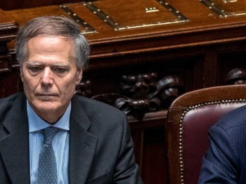 Enzo Moavero Milanesi e Giovanni Tria (foto LaPresse)