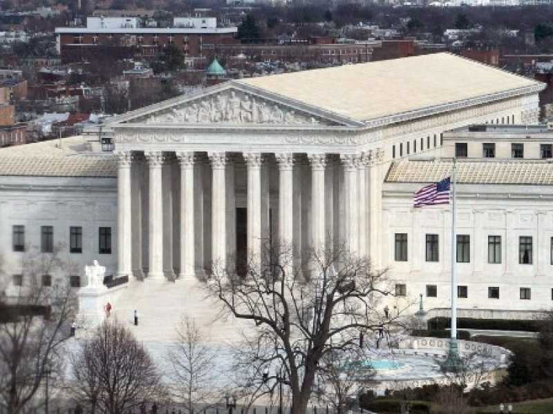 La Corte suprema, a Washington. Il giudice Anthony Kennedy abbandoner&agrave; il suo incarico il 31 luglio, luned&igrave; Trump sceglier&agrave; con chi rimpiazzarlo, previa conferma da parte del Senato (foto LaPresse)