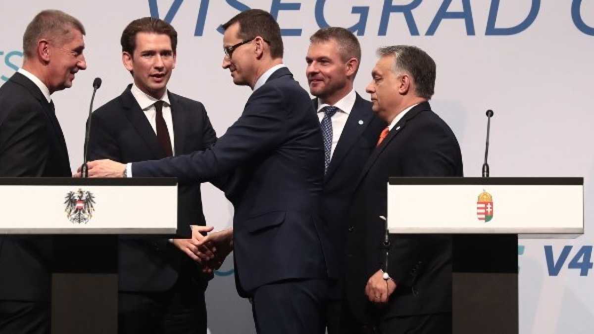 Immagine di E se Visegrád si spaccasse prima dell’Ue?