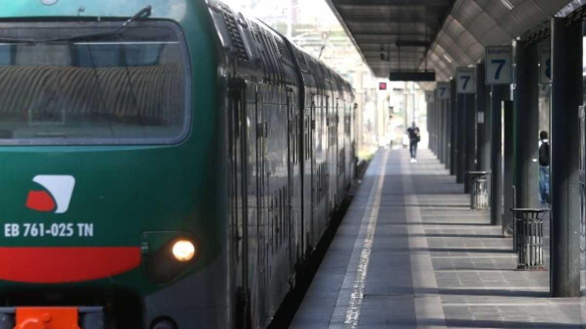 Immagine di Divorzio a Trenord. Fontana si mette alla guida del “modello Parigi”
