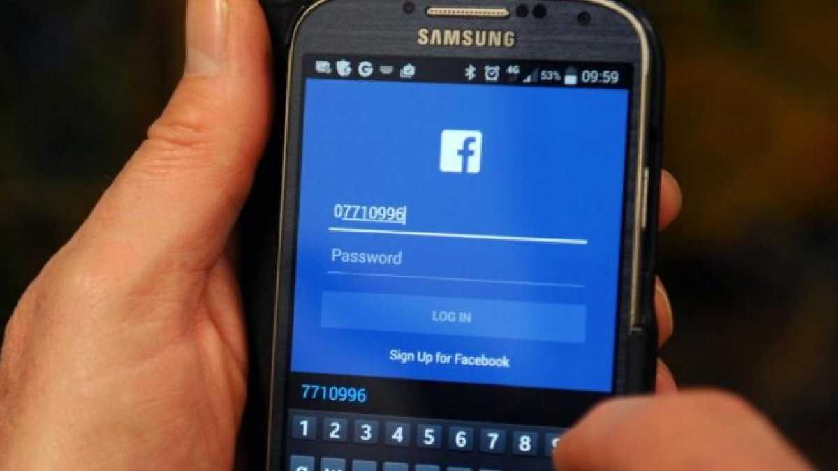 Immagine di Facebook non può risolvere il guaio delle fake news, è che l’han disegnato così