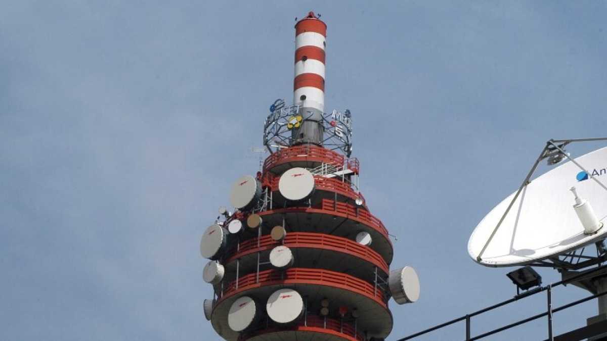 Immagine di La Borsa scommette forte sulla partita delle torri di trasmissione