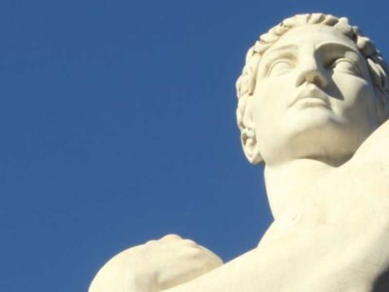 Statua allo Stadio dei Marmi, Roma. Creative Commons CC0