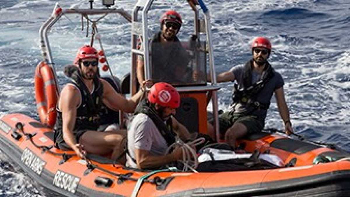 Immagine di Giganti e mare