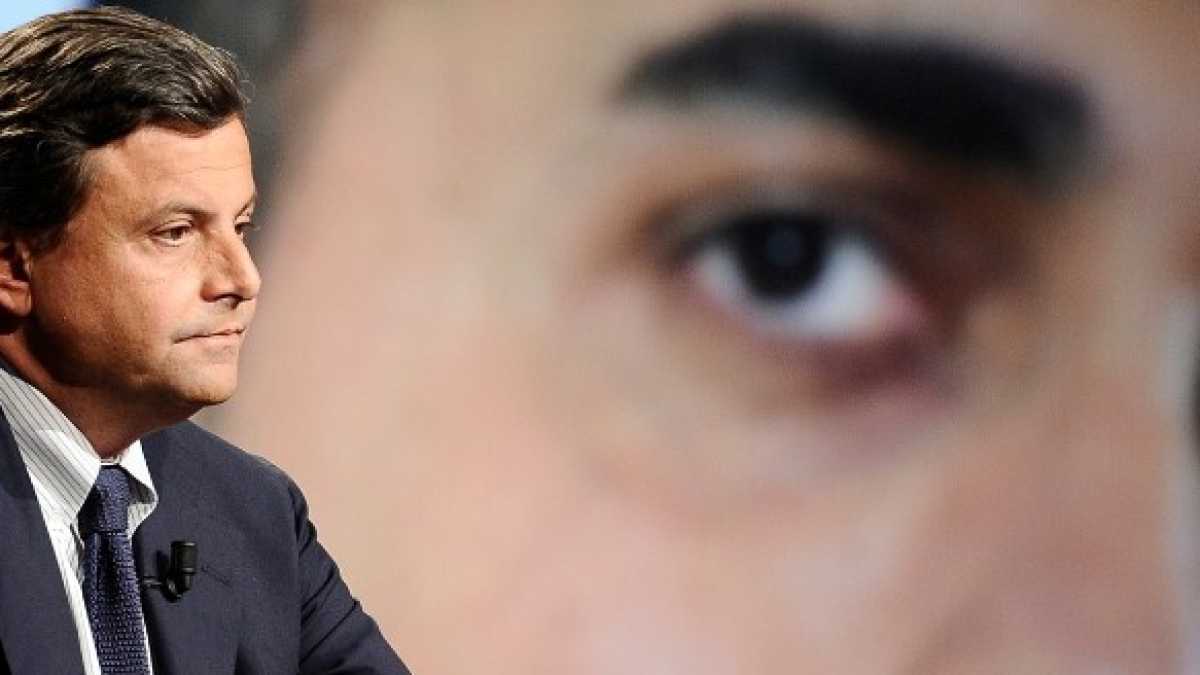 Immagine di Sull'Ilva si riaccendono le scintille tra Di Maio e Calenda