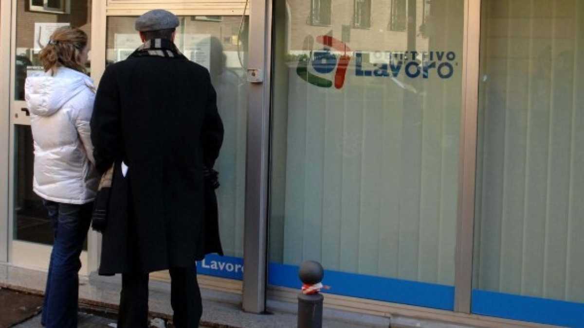 Immagine di La dignità annacquata. Così gli emendamenti depotenziano il decreto di Di Maio