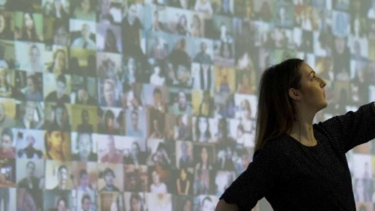 Immagine di Dal mondo self a quello del selfie. Come siamo messi col “narcisismo di morte”