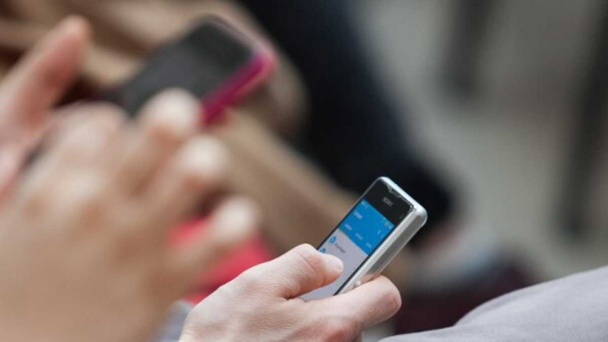 Immagine di Adesso Facebook prova a mettere un freno alle fake news letali in India