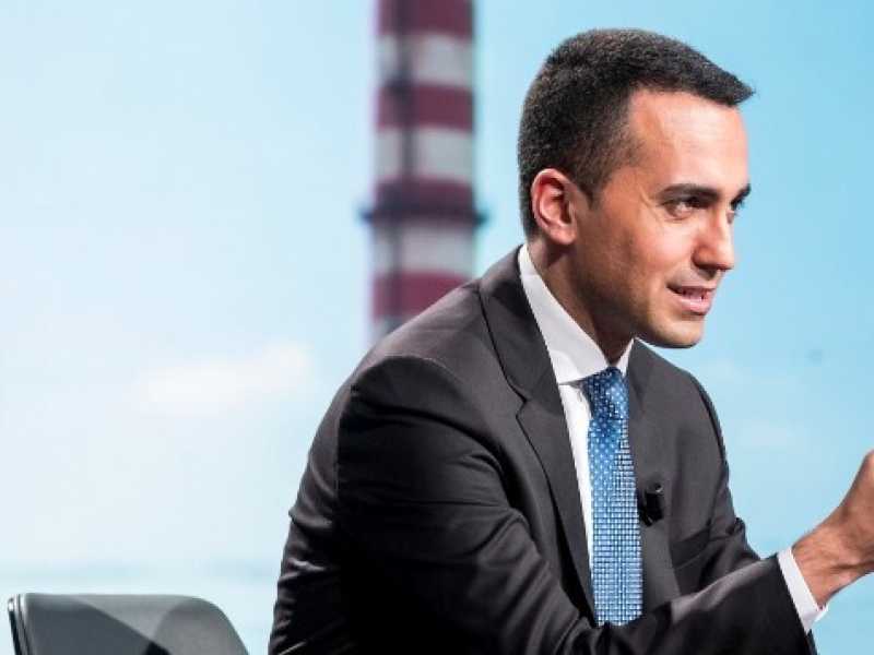 Luigi Di Maio ospite a "Mezz'ora in pi&ugrave;" (foto LaPresse)