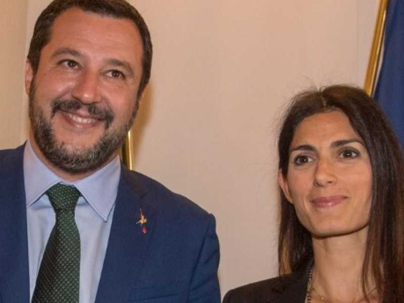 Matteo Salvini e Virginia Raggi (foto LaPresse)