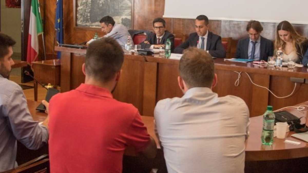 Immagine di Per Di Maio i rider possono aspettare. Se ne riparla a settembre