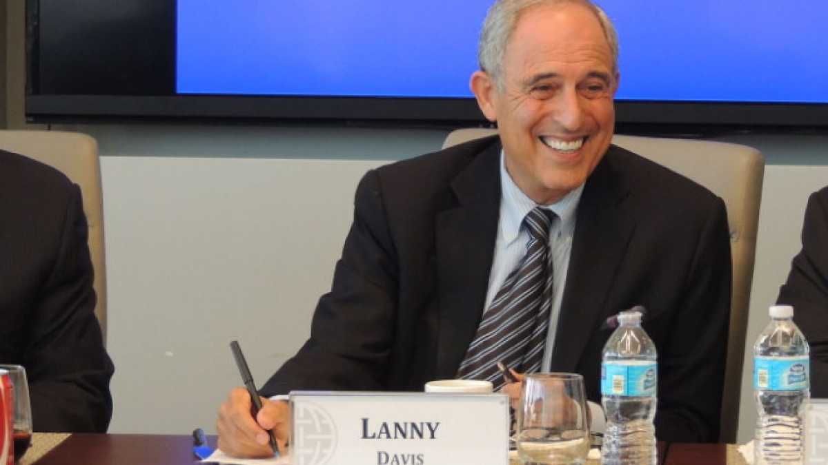 Immagine di L’ultima ribalta di Lanny Davis, avvocato dei Clinton che difende l’avvocato di Trump