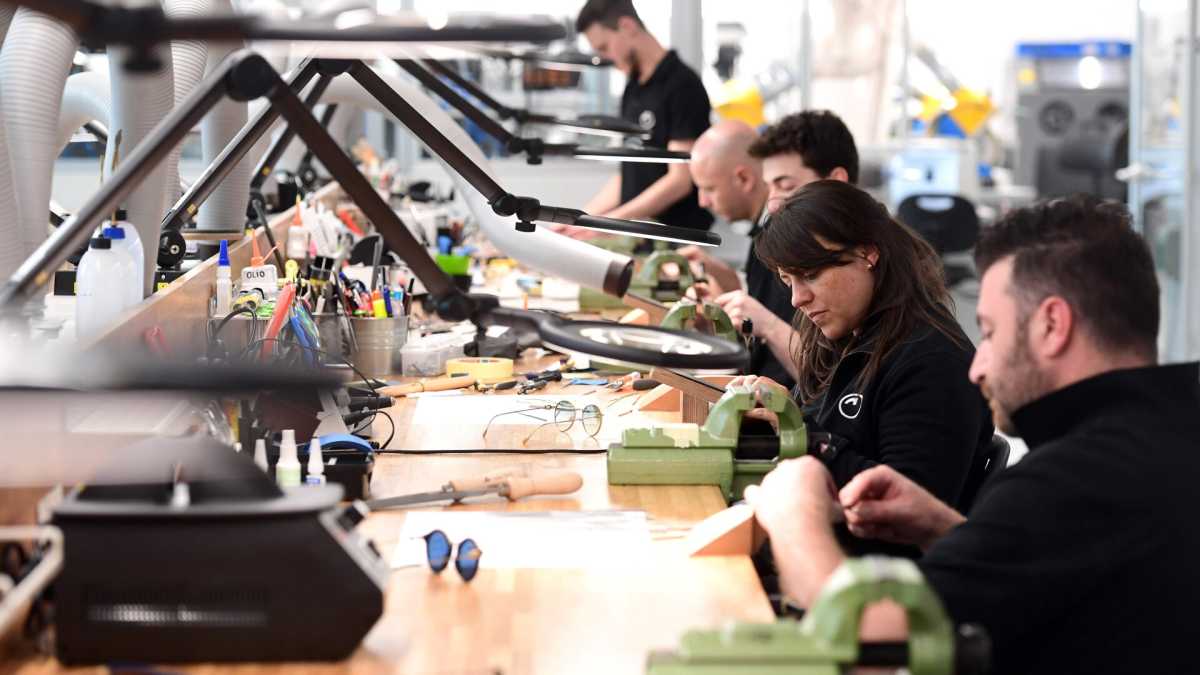 Immagine di L’impresa lo fa e Di Maio lo distrugge (il lavoro). Zoppas s’appella alla Lega