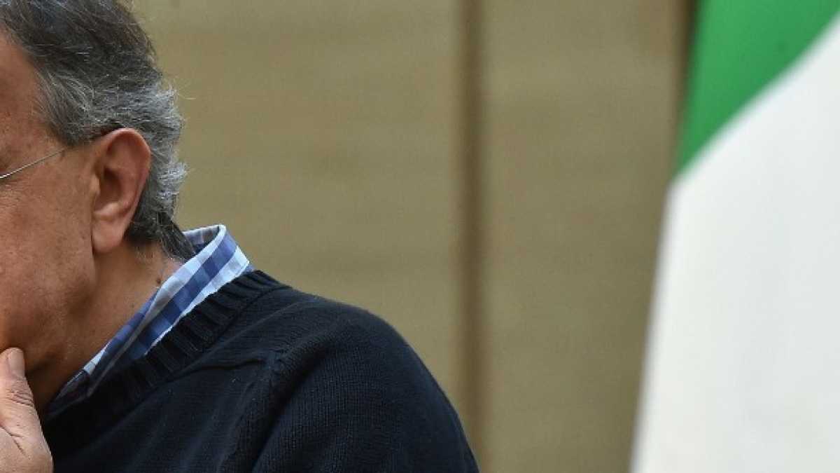 Immagine di Il vezzo di Marchionne. La forfora sulle spalle