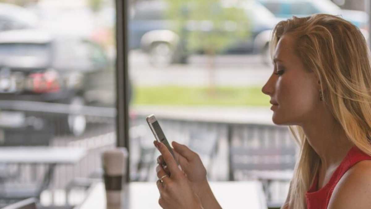 Immagine di Siano vietati anche in Italia i cellulari a scuola